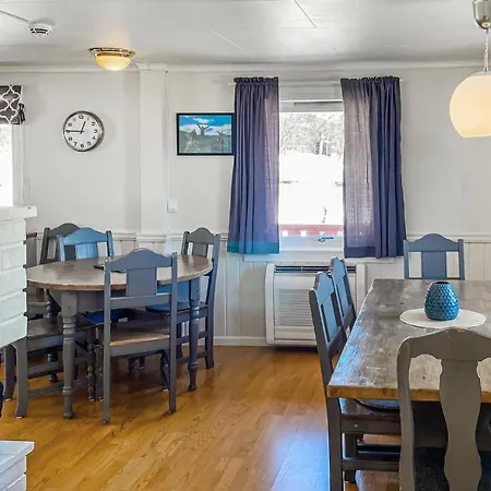 5 Bedroom Beautiful In Apartment *