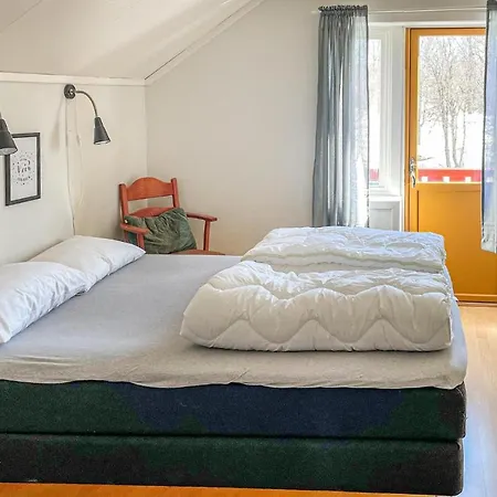 5 Bedroom Beautiful In Apartment *